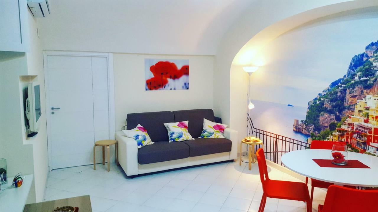 Apartamento A Chiaia Nápoles
